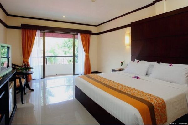 Horizon Patong Beach Resort and Spa (Ban Patong)